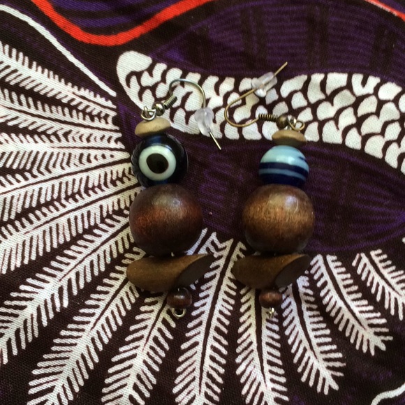 Beautiful handmade airings - Picture 2 of 2